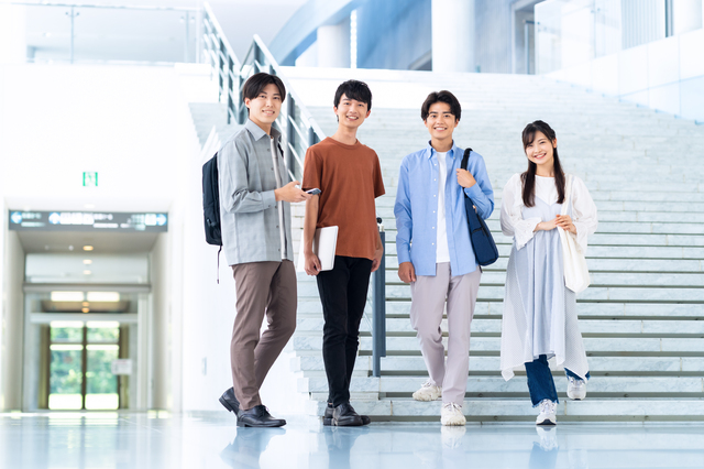 大学・短大のオープンキャンパスの服装は制服、私服どっち?